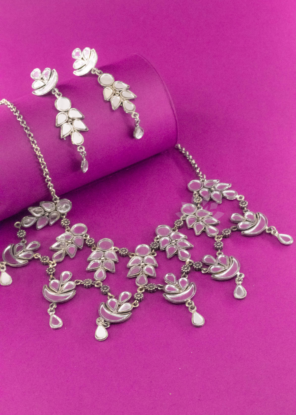 Silver Brass Mirror Neckpiece With Earrings