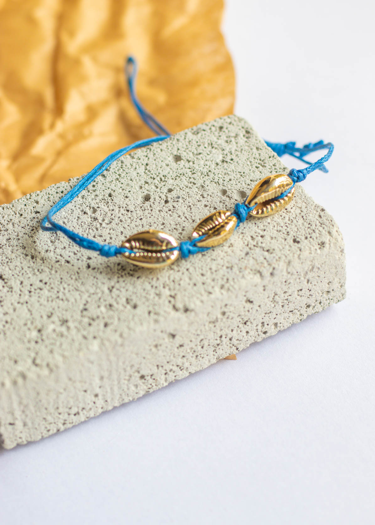 Shell Thread Adjustable Bracelet/Anklet
