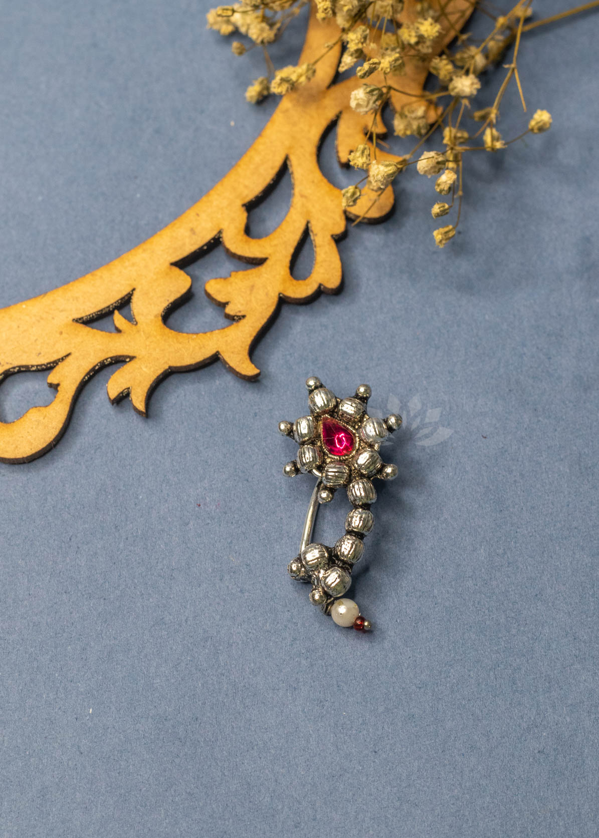 Silver Traditional Pearl Nath (Press One)