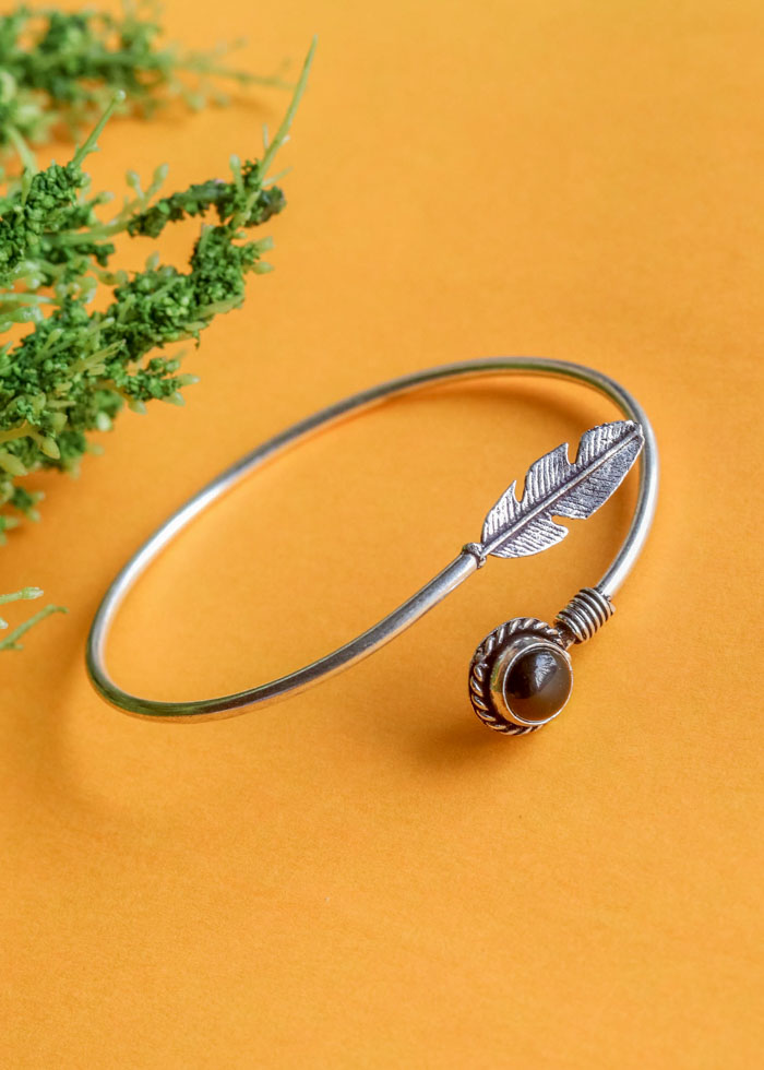 Stone Leaf Oxidised Bracelet/Kada