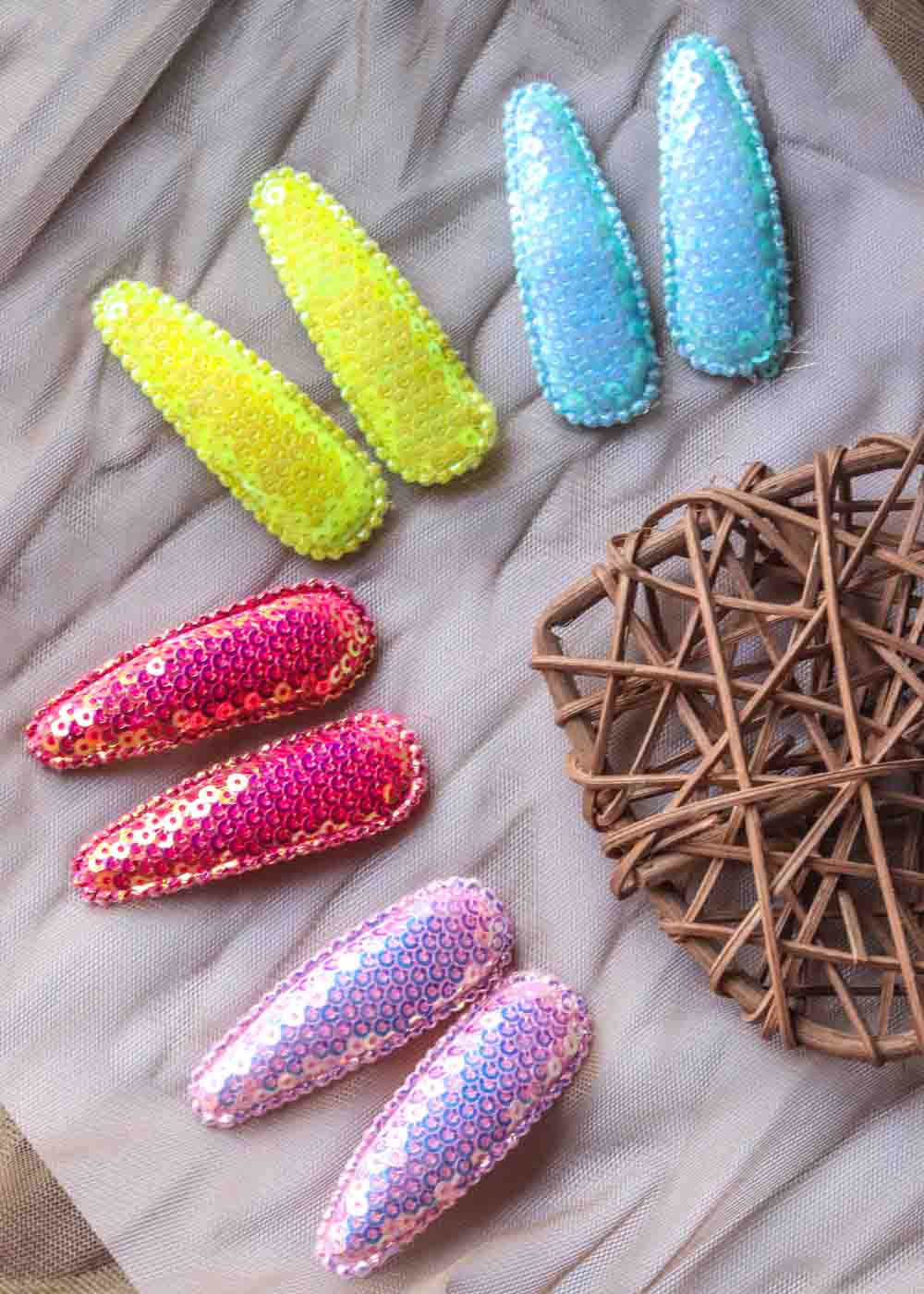 Glittery Sequence Clip
