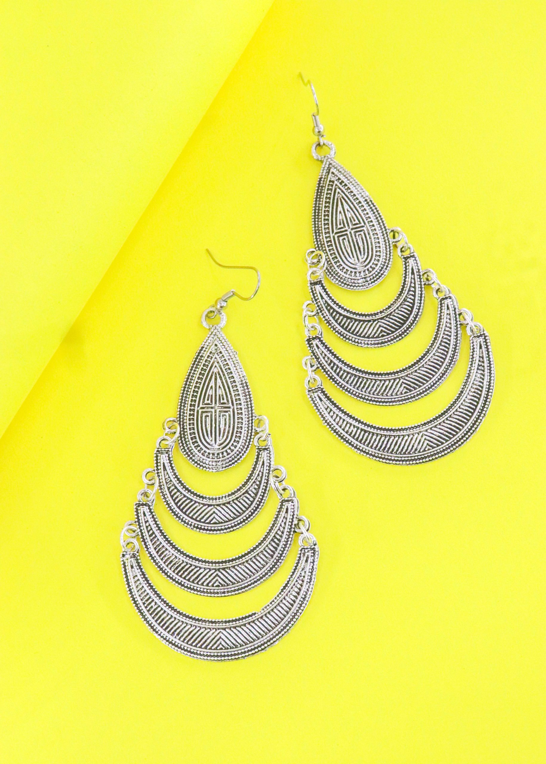 Silver Dangler Earrings