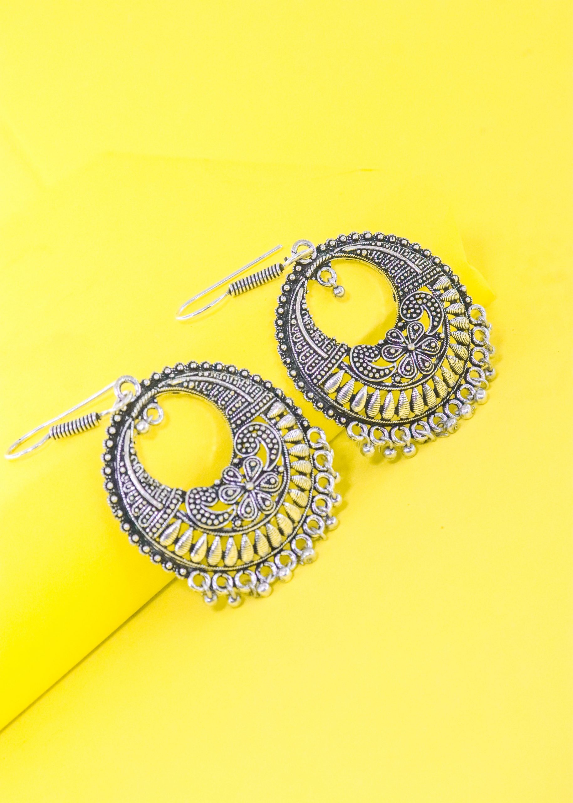 Silver Dangler Earrings