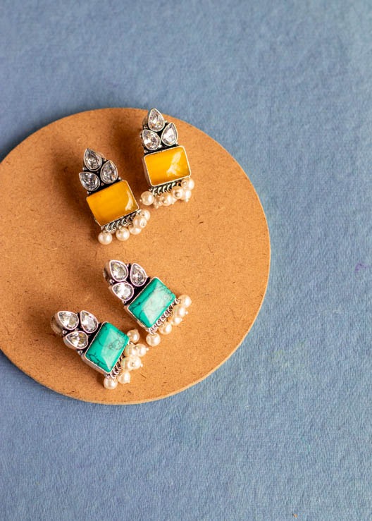 Monalisa Stone Box Pearl Stud Earrings